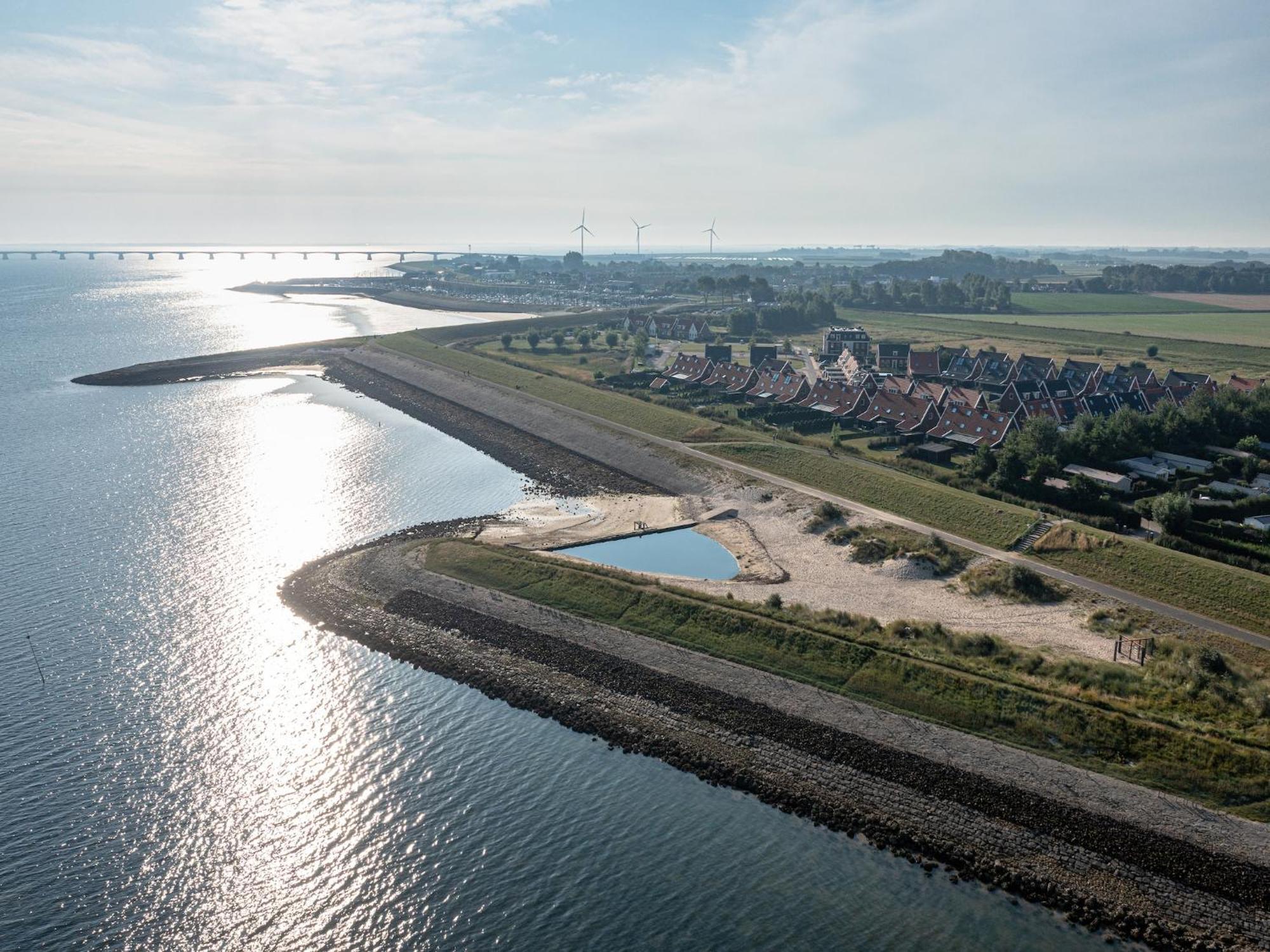 Game Villa With Sauna In Zeeland Colijnsplaat Exterior photo